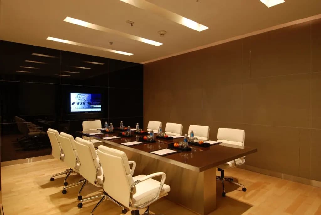 IQ BUSINESS CENTER