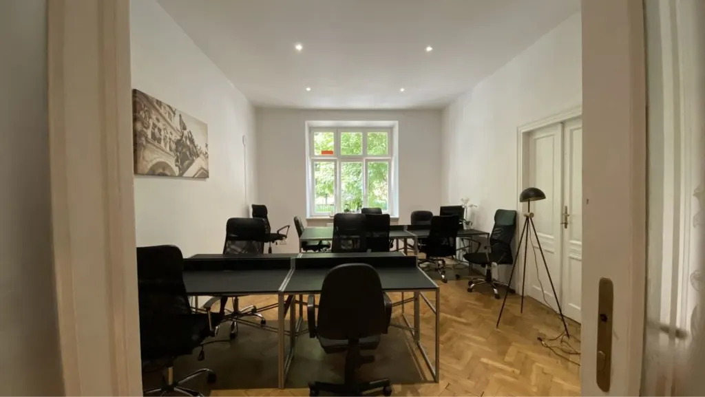 Main workspace image