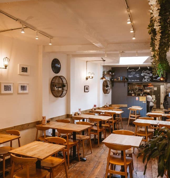 Astro Cafe & Brunch